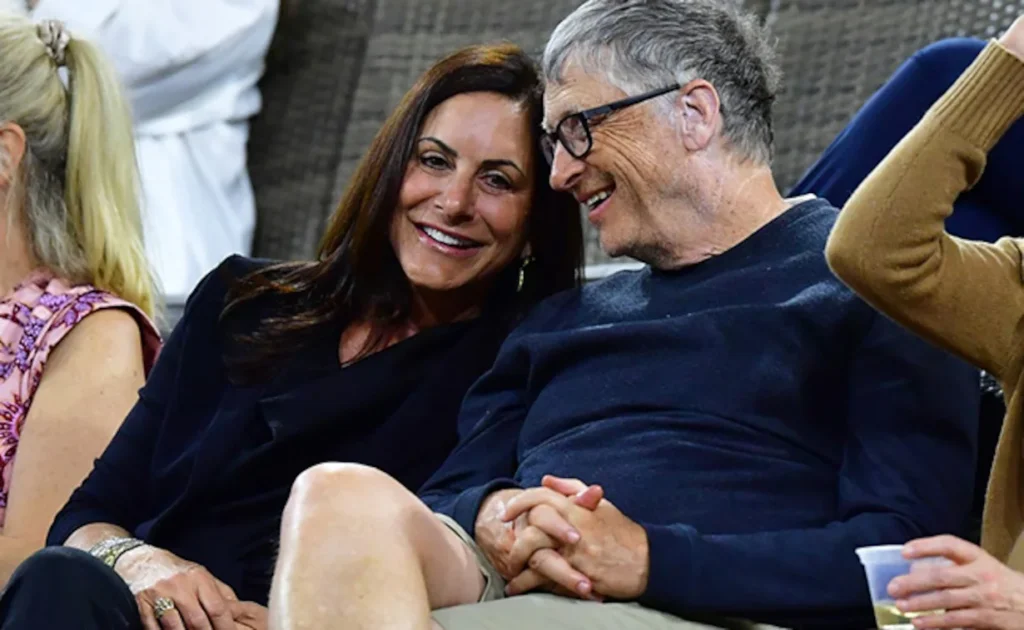 Bill Gates dating Paula Hurd